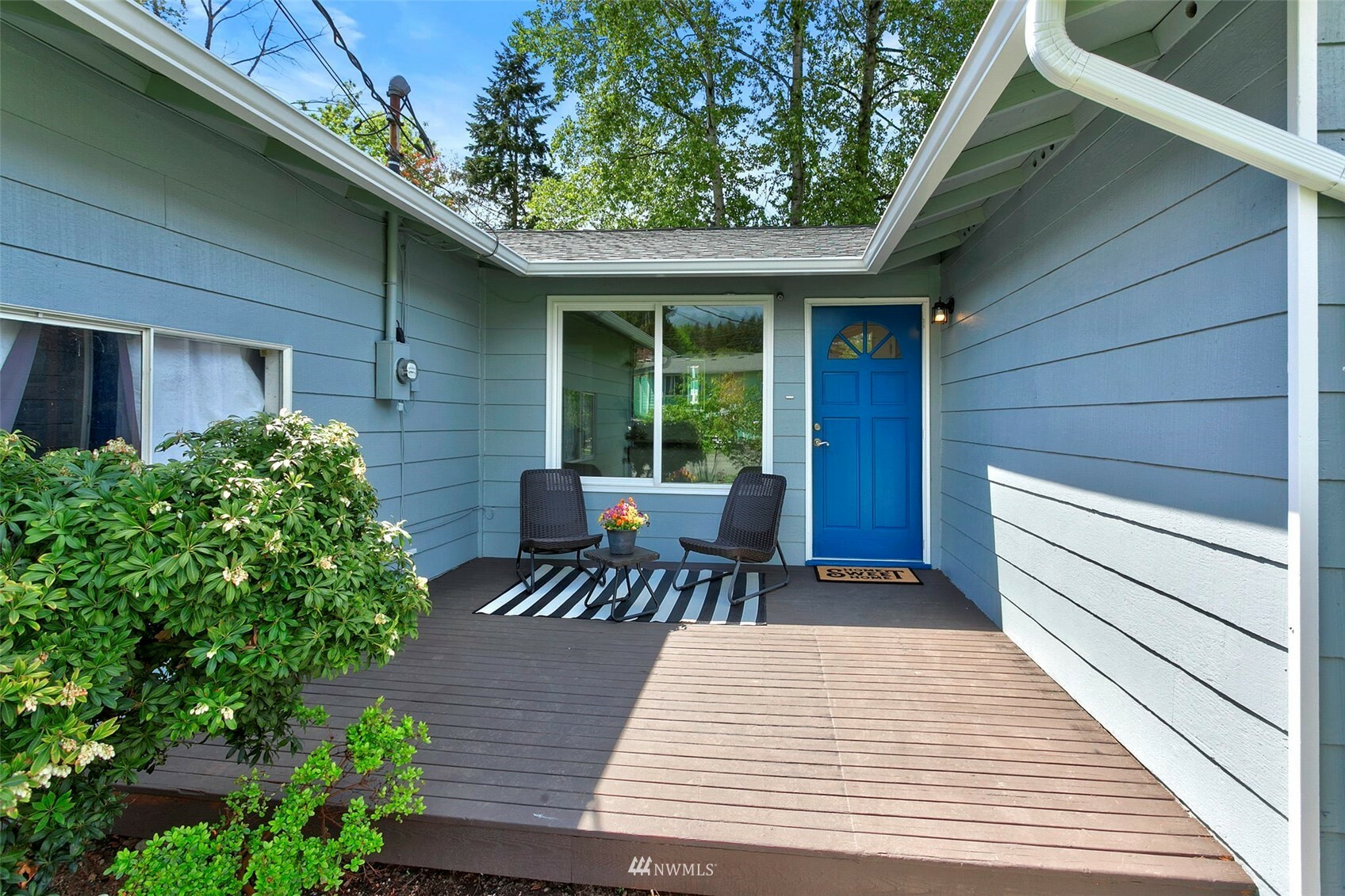 Property Photo:  20922 53rd Avenue W  WA 98036 