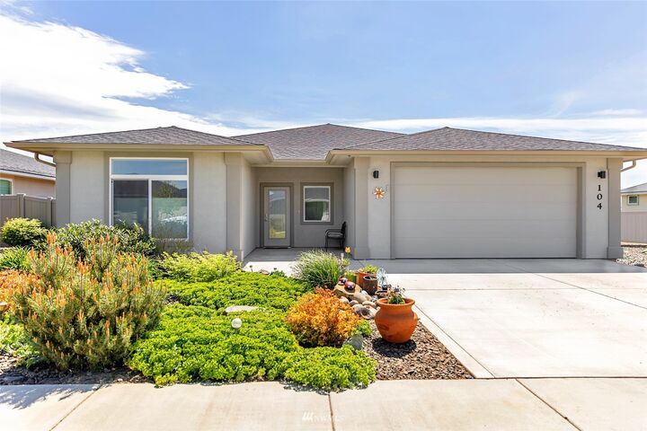104 E Chason Avenue  Ellensburg WA 98926 photo