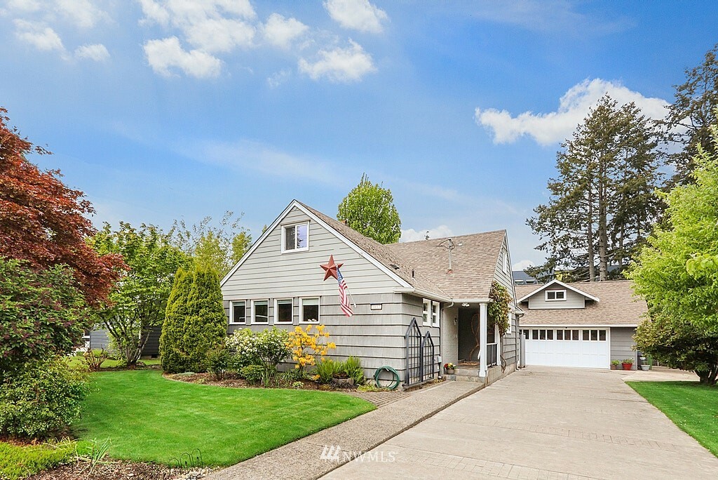 Property Photo: 1037 Princeton Street WA 98466