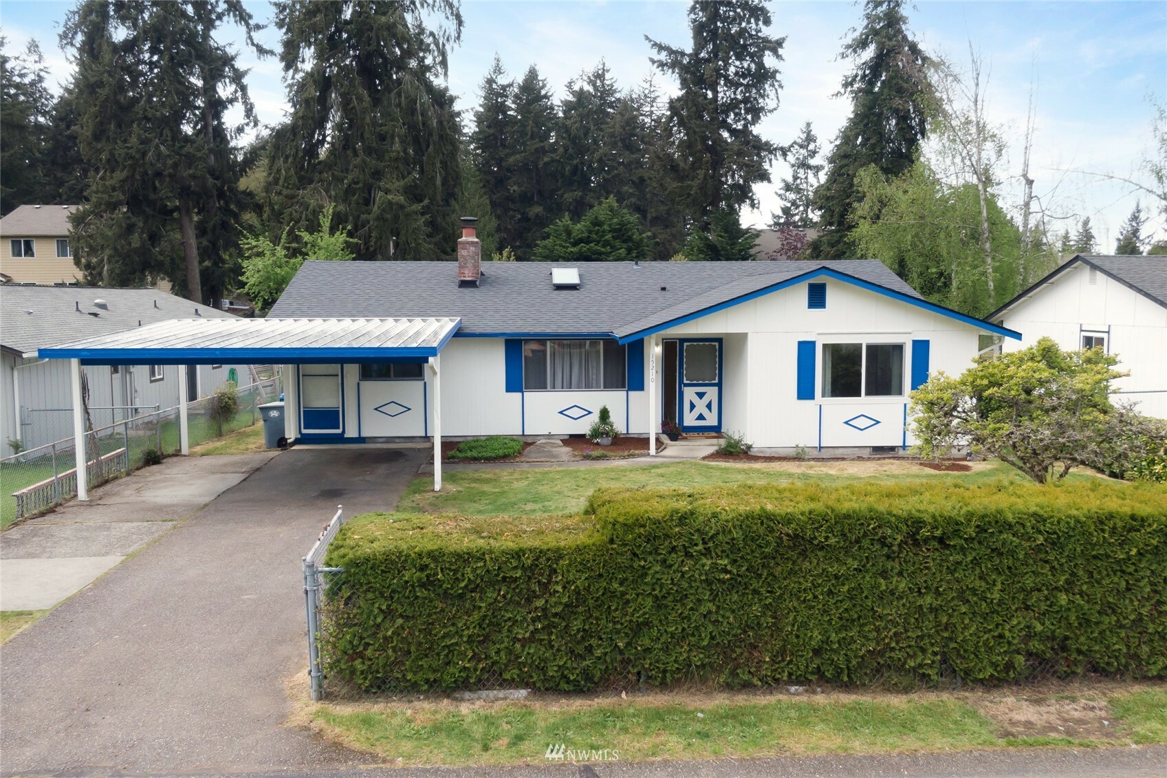 Property Photo:  15210 25th Avenue E  WA 98445 