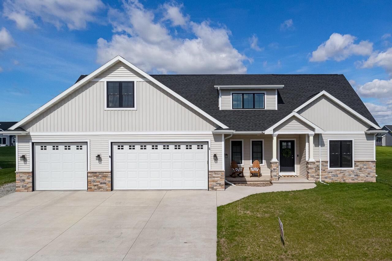 Property Photo:  N9363 Touchdown Drive  WI 54915 