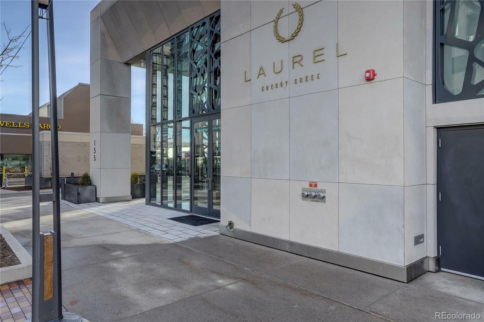 Property Photo: 155 Steele Street 712 CO 80206