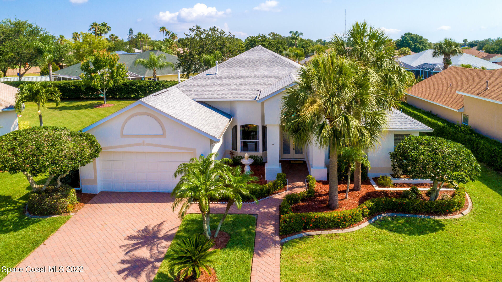 Property Photo:  872 Coopers Hawk Court  FL 32955 