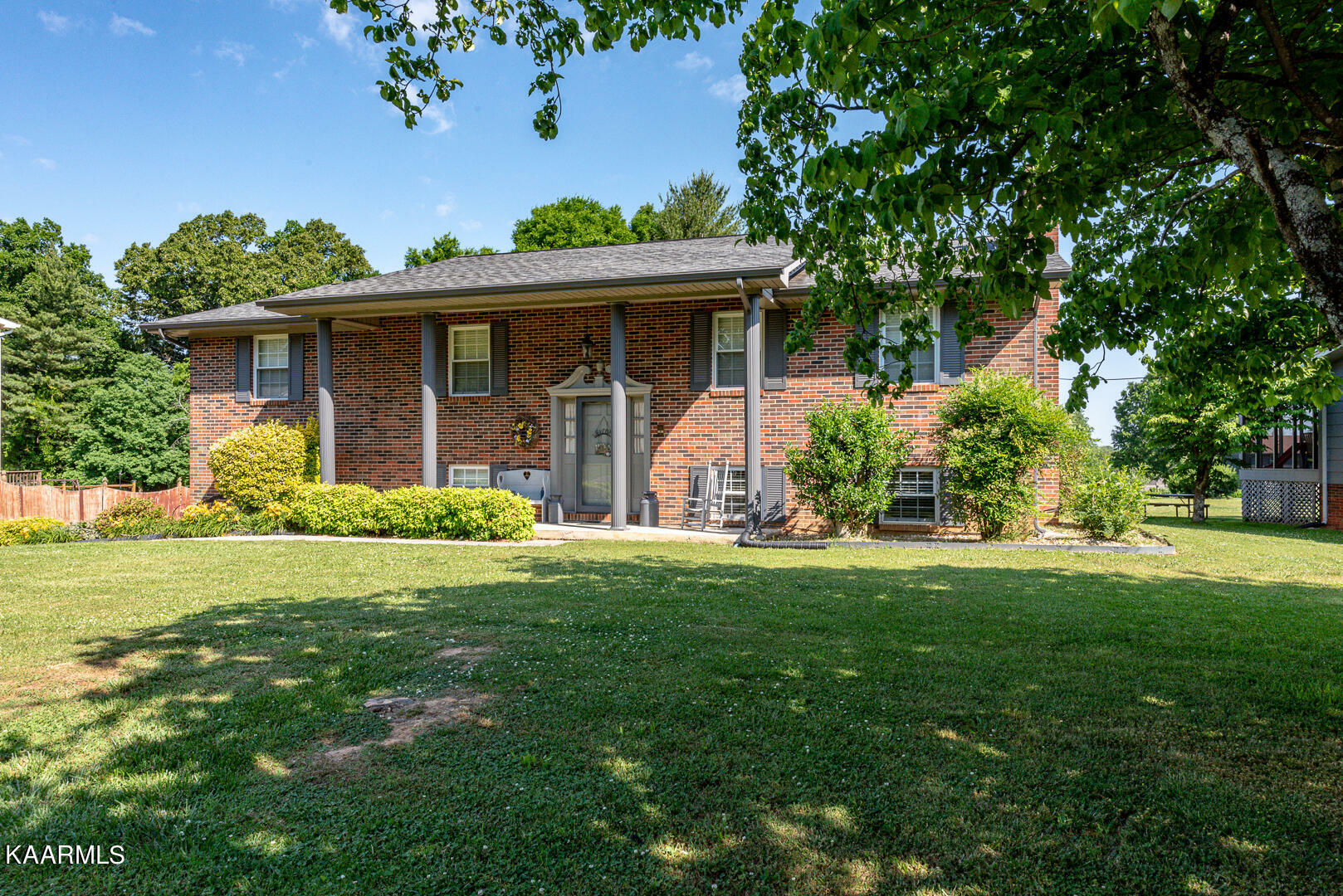 Property Photo:  1008 Oxford Hills Drive  TN 37803 