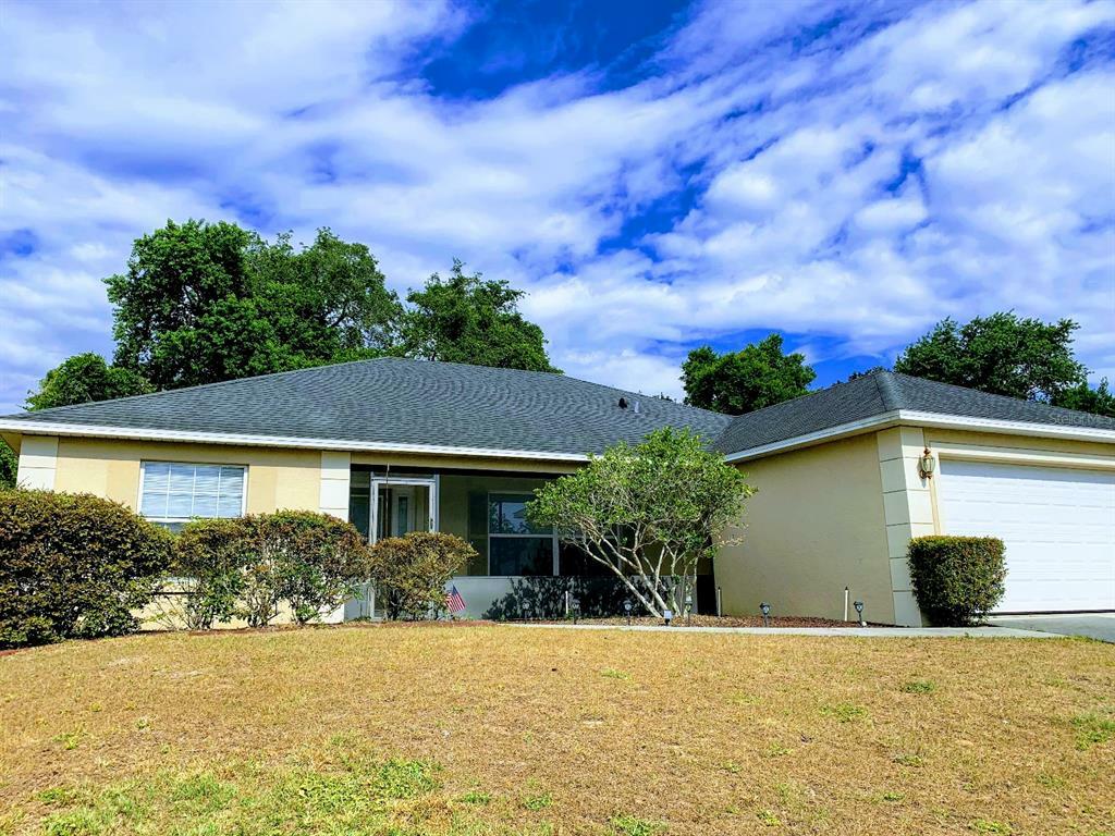 Property Photo: 615 Gentle Breeze Drive FL 34715