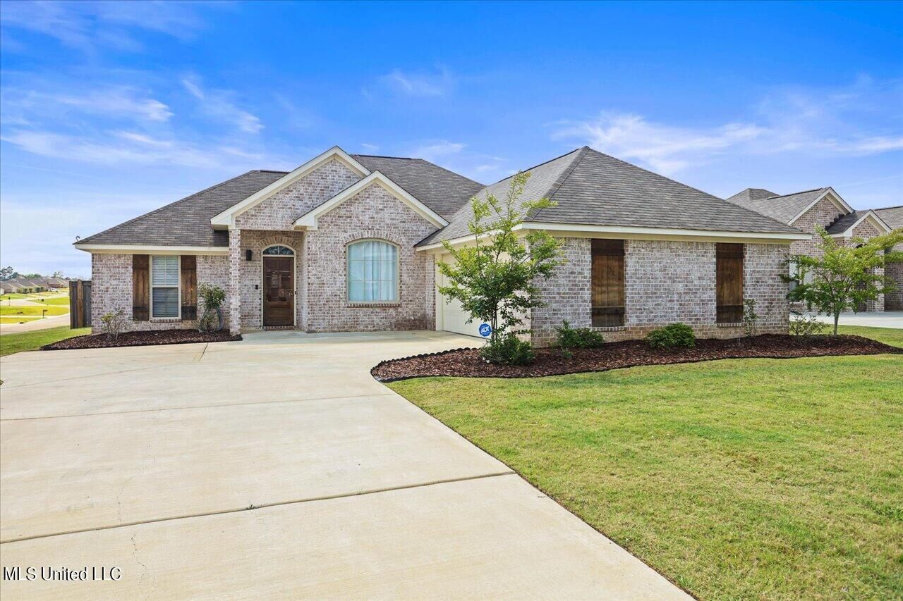 Property Photo:  988 Filmore Drive  MS 39042 