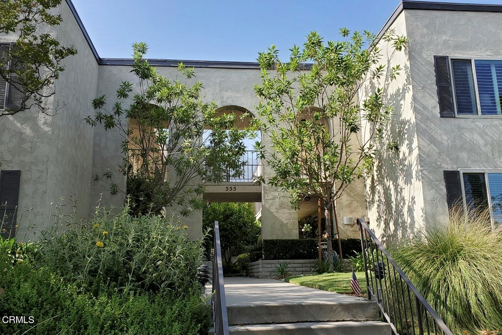 Property Photo: 555 W Sierra Madre Boulevard E CA 91024