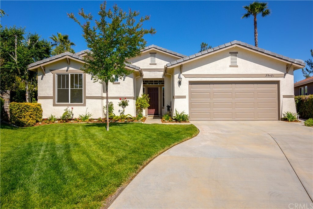 Property Photo:  39481 Chappellet Circle  CA 92563 