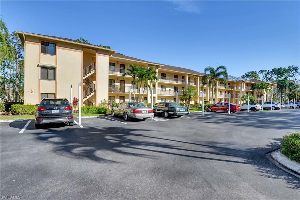 Property Photo: 5733 Deauville Cir G102 FL 34112