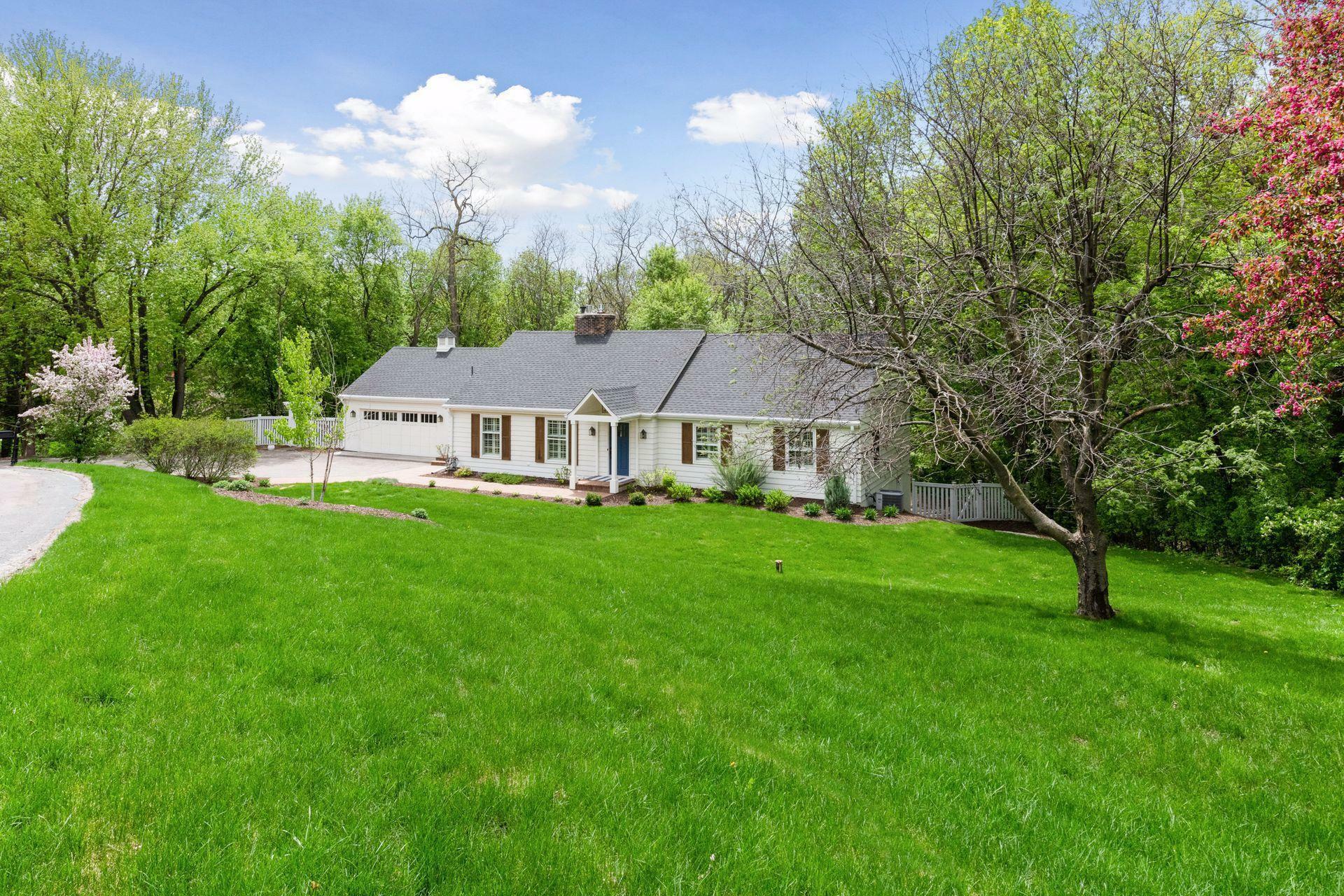 Property Photo:  3922 Heathcote Road  MN 55391 