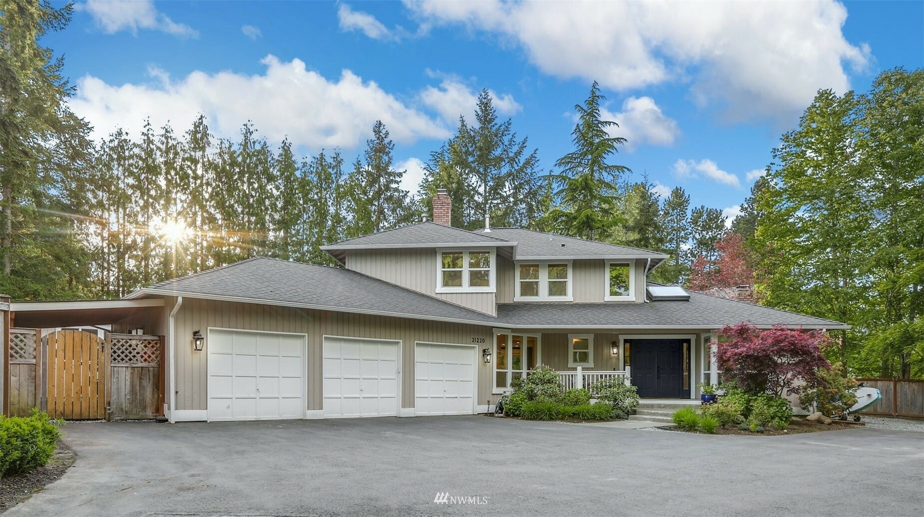 Property Photo: 21220 SE 29th Street WA 98075
