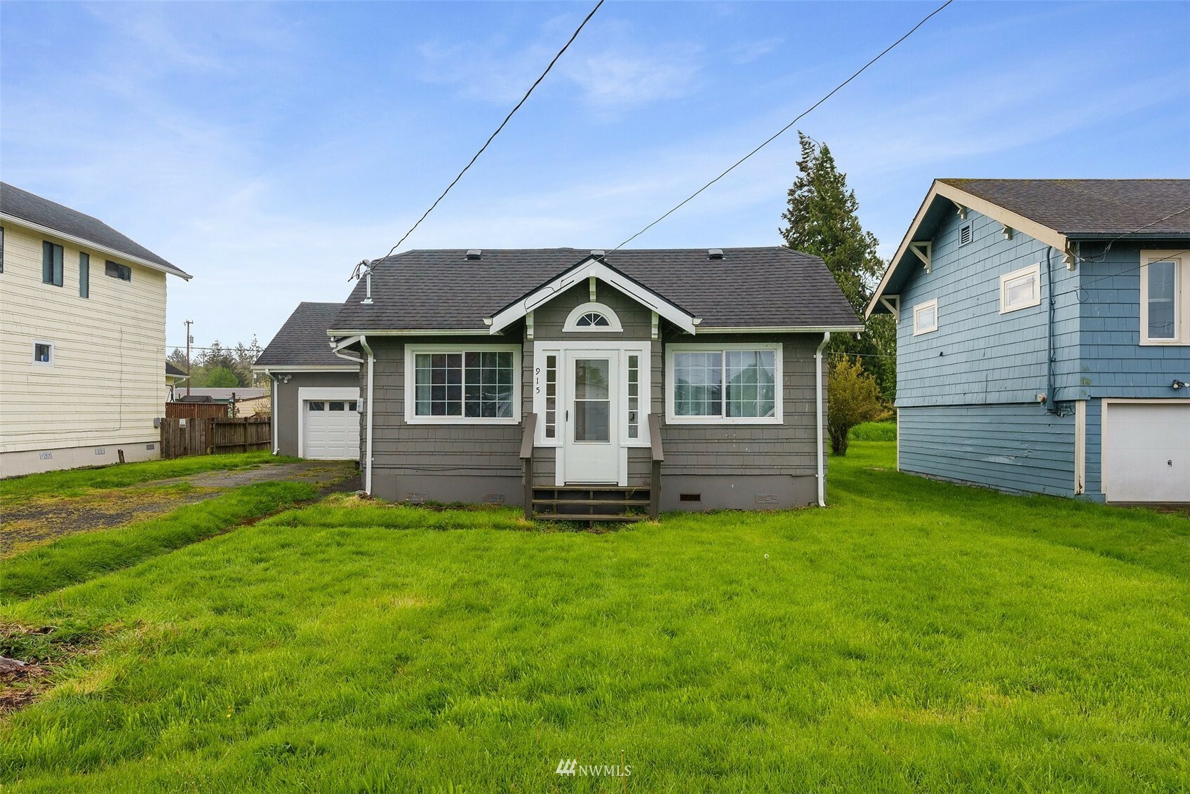 Property Photo:  915 W Stockwell Street  WA 98520 