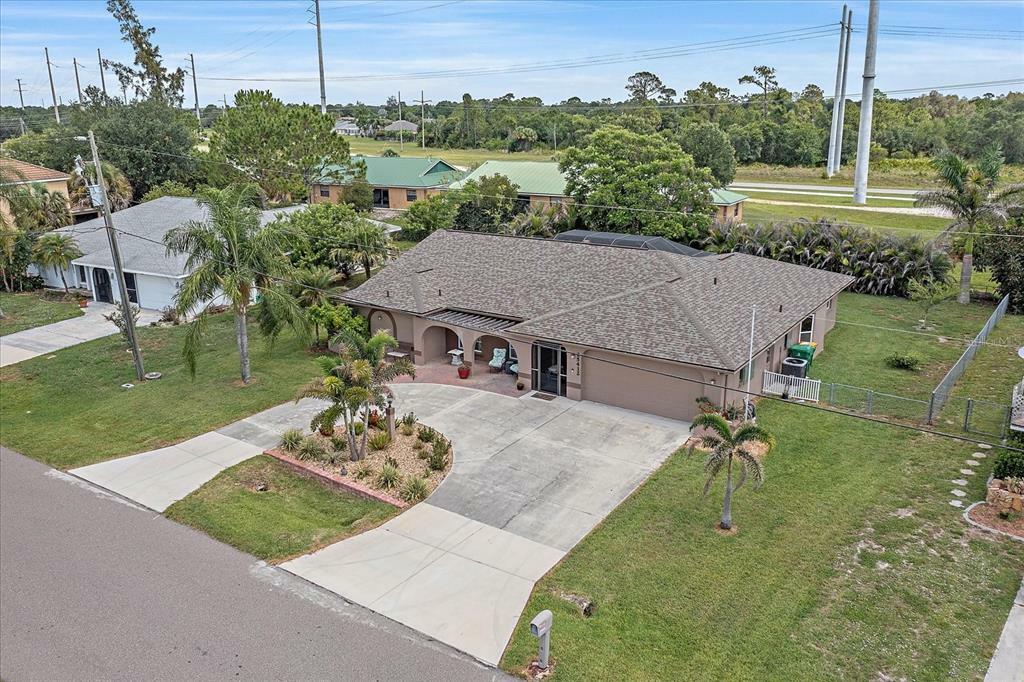 Property Photo:  25412 Palisade Road  FL 33983 