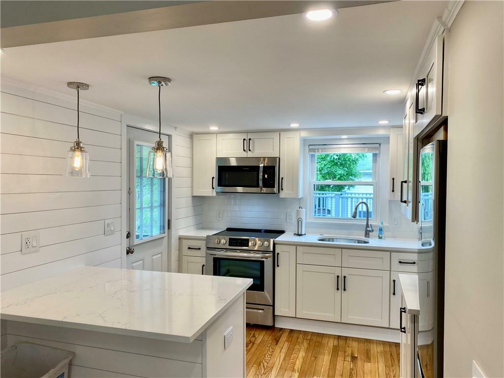 Property Photo: 5 Simmons St, Unit#2 RI 02840