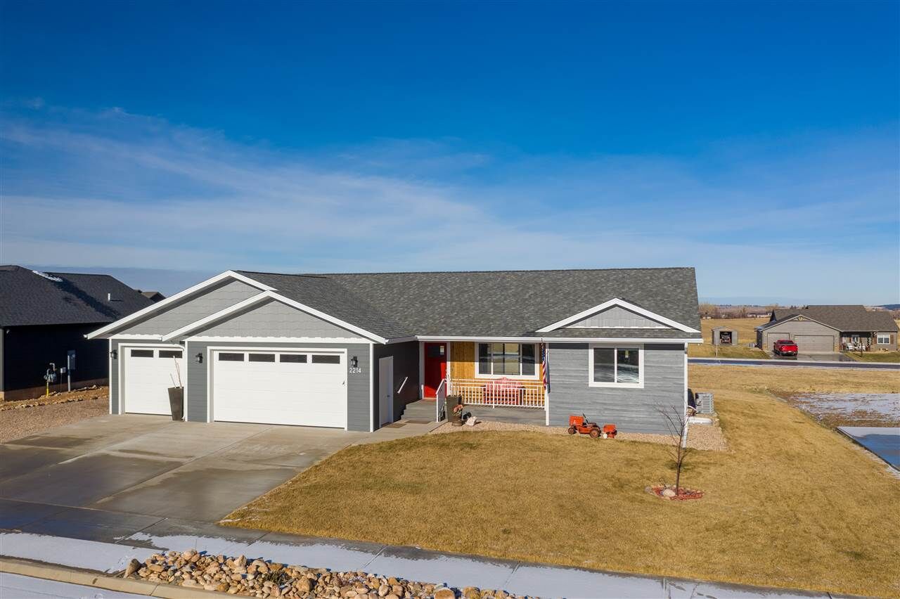 Property Photo:  2214 Talisker Avenue  SD 57783 