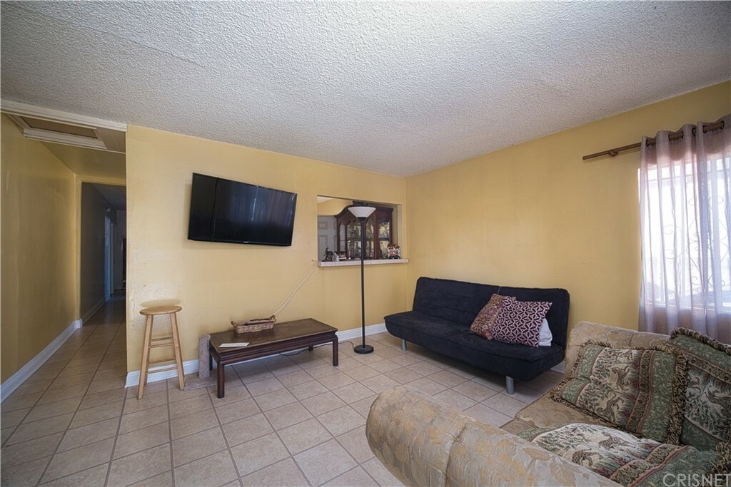 Property Photo:  151 W 95th Street  CA 90003 