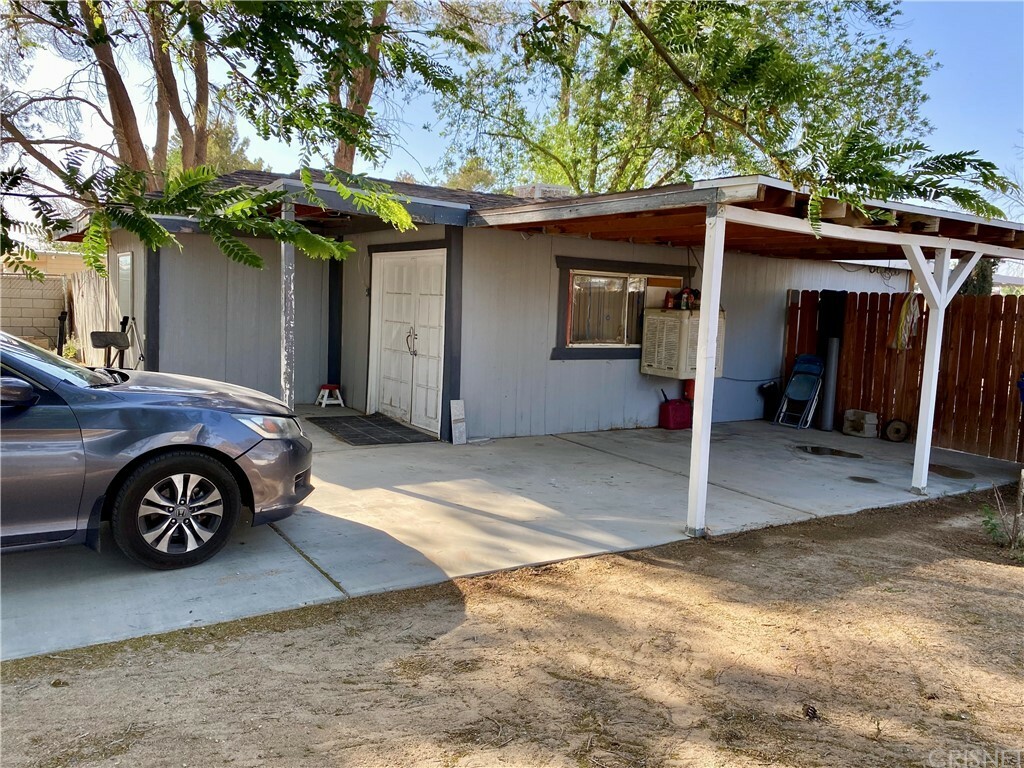 Property Photo:  107 Campfire Drive  CA 93505 