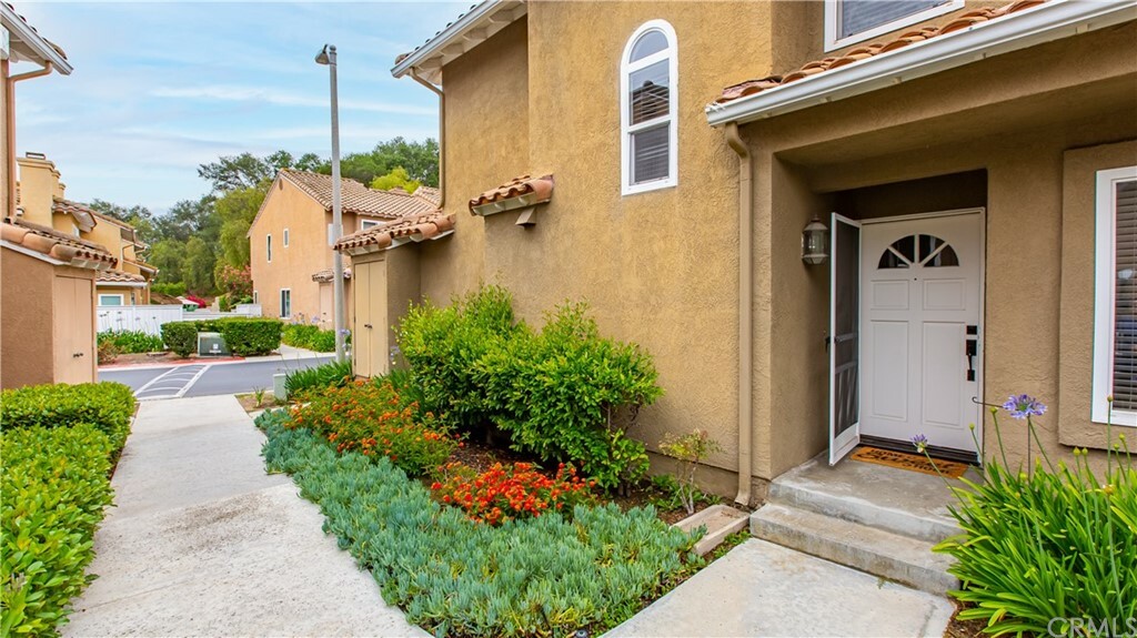Property Photo: 26928 Orchid Avenue CA 92692