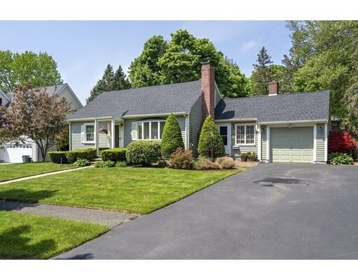 8 Barbara Rd  Danvers MA 01923 photo
