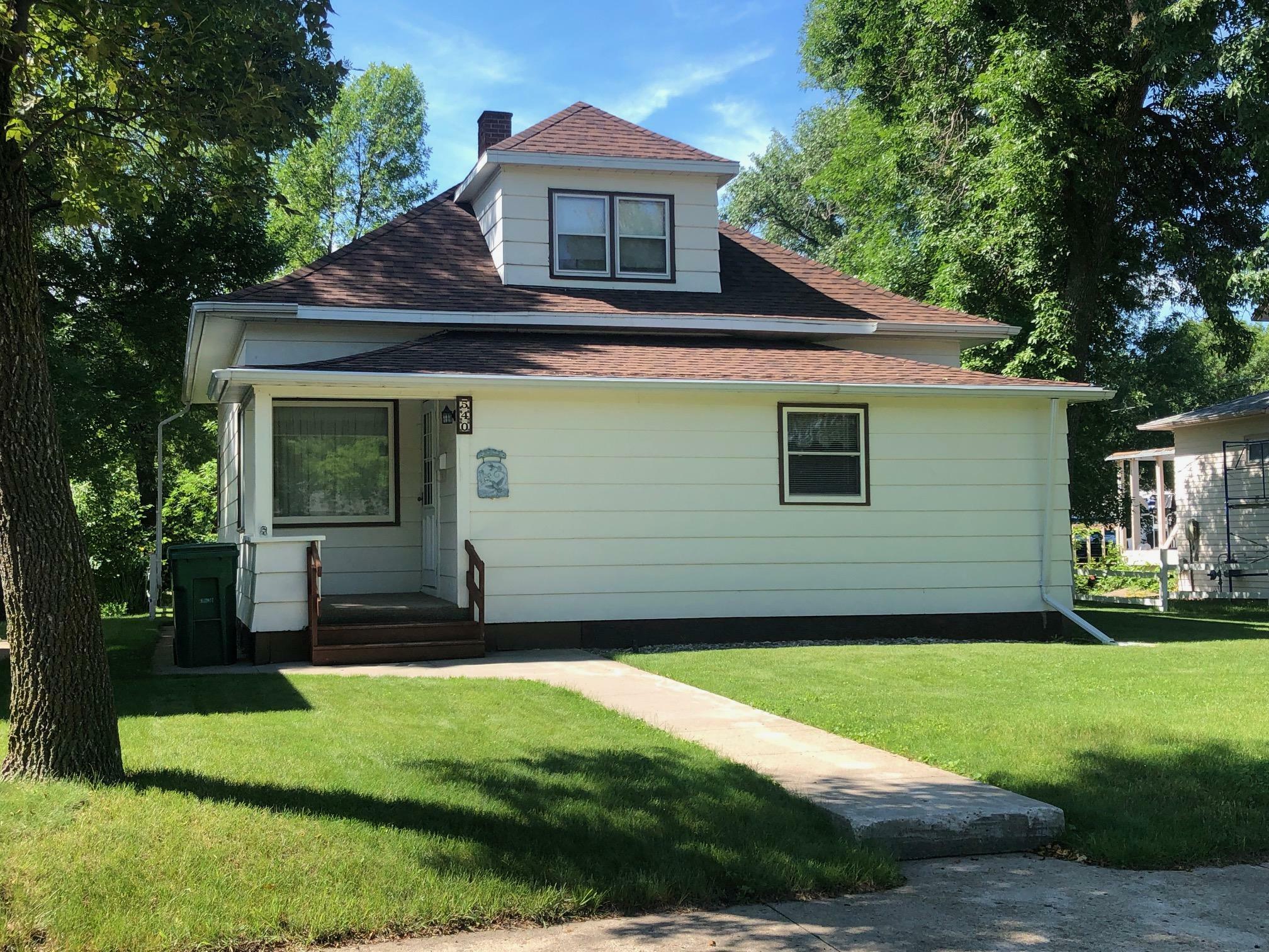 Property Photo:  540 1st Street S  ND 58421 