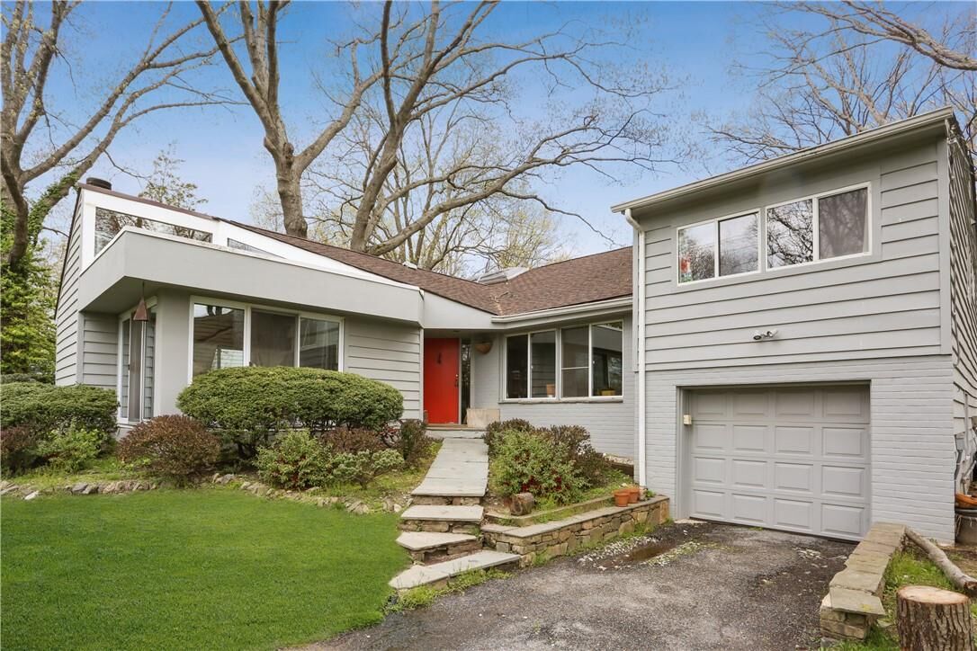 Property Photo:  512 Hommocks Road  NY 10538 