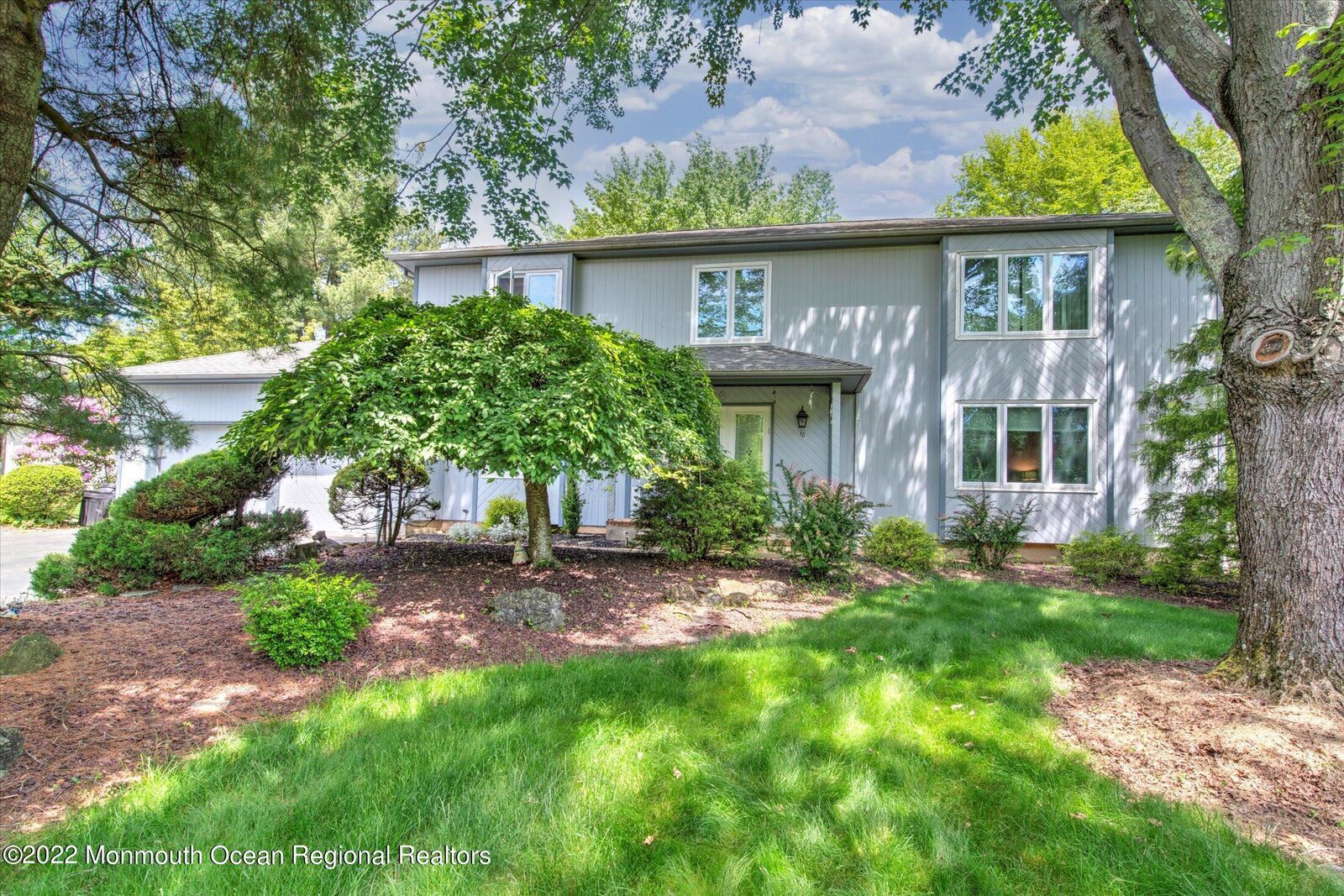 Property Photo:  10 Kentucky Court  NJ 07726 