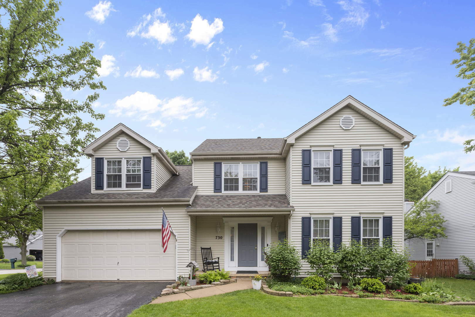 Property Photo: 730 Avondale Lane IL 60504