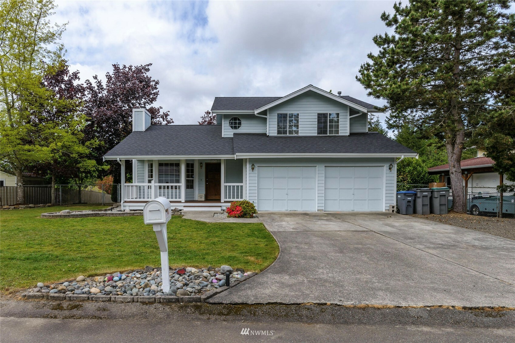 Property Photo:  5636 Perdemco Avenue SE  WA 98367 