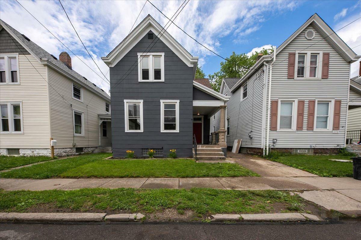 Property Photo: 400 Bradley Ave OH 45215