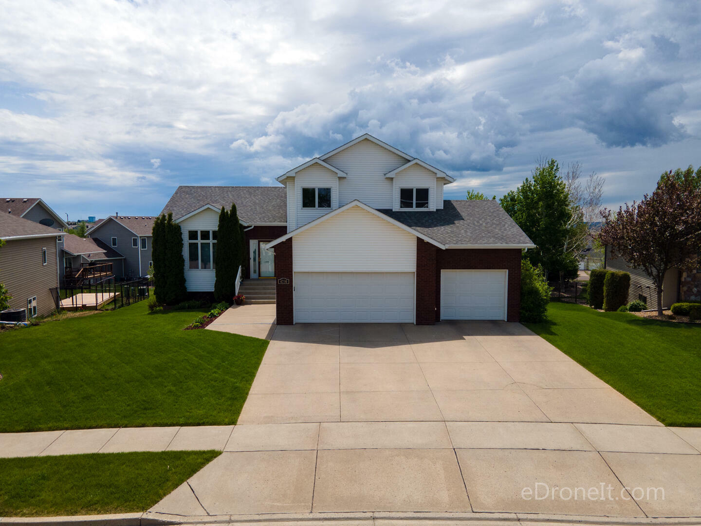 4730 Fountainblue Drive  Bismarck ND 58503 photo