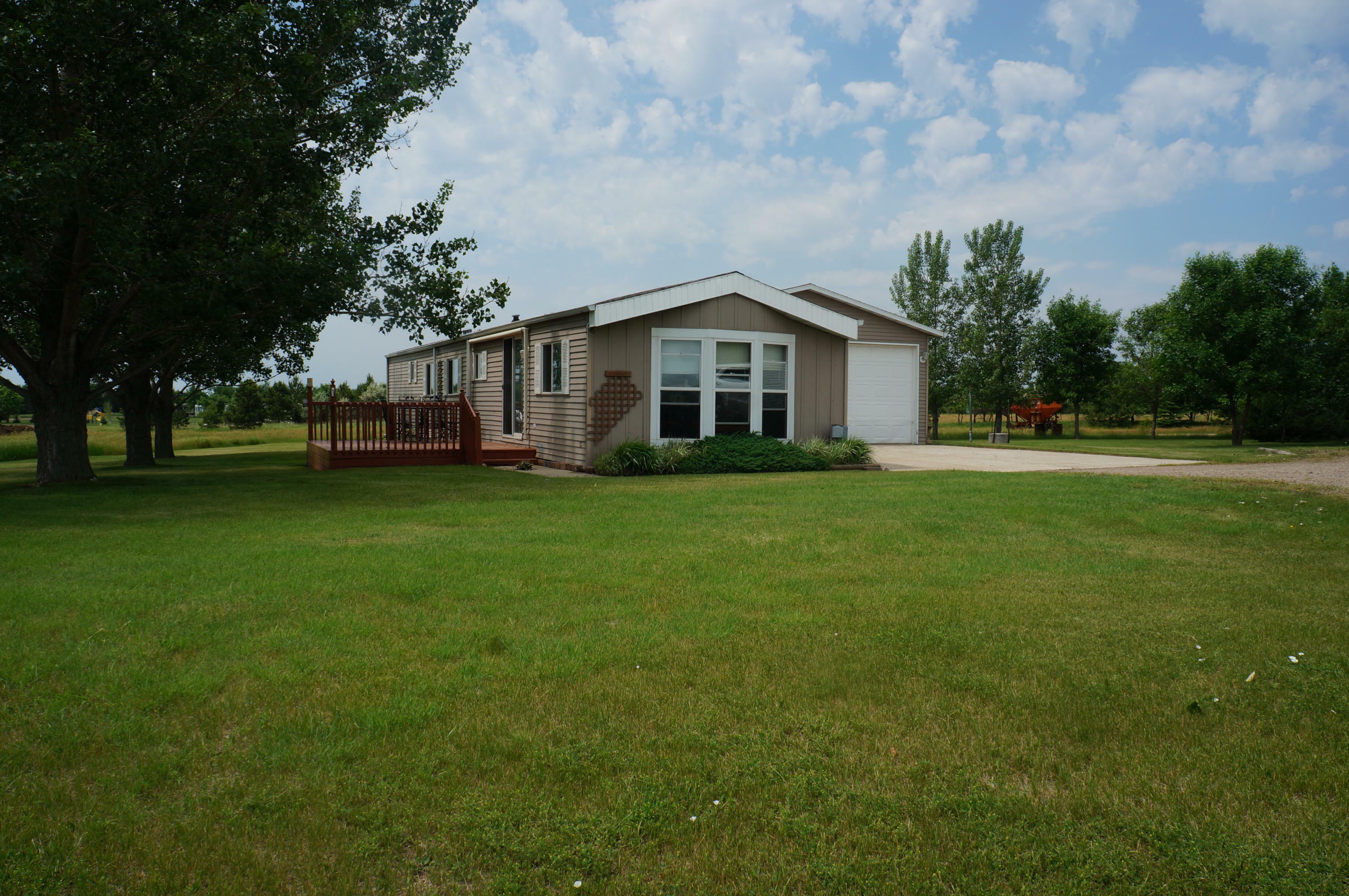 Property Photo:  8031 Hwy 1804  ND 58552 