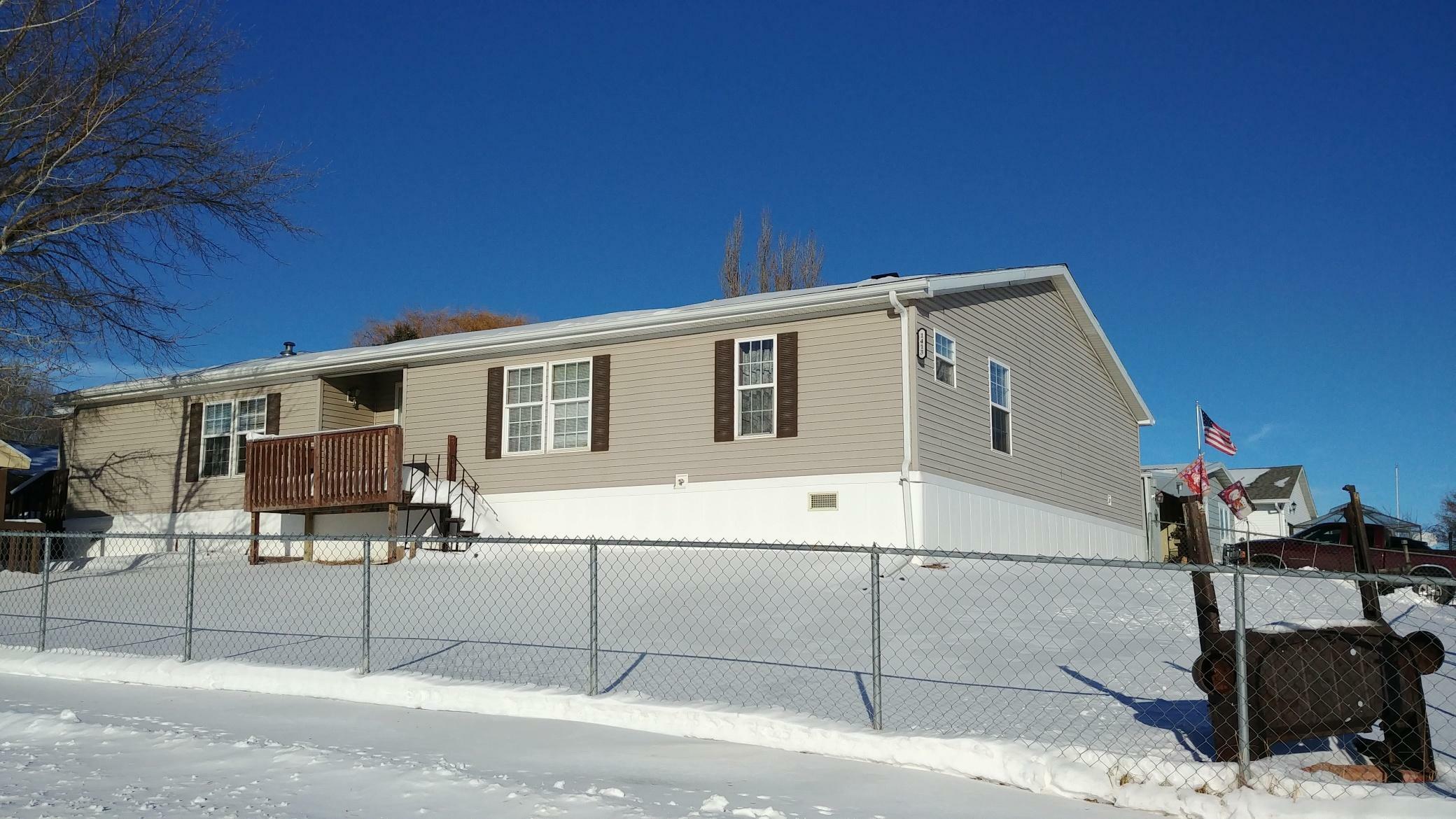 Property Photo:  1413 10th Avenue SE  ND 58554 