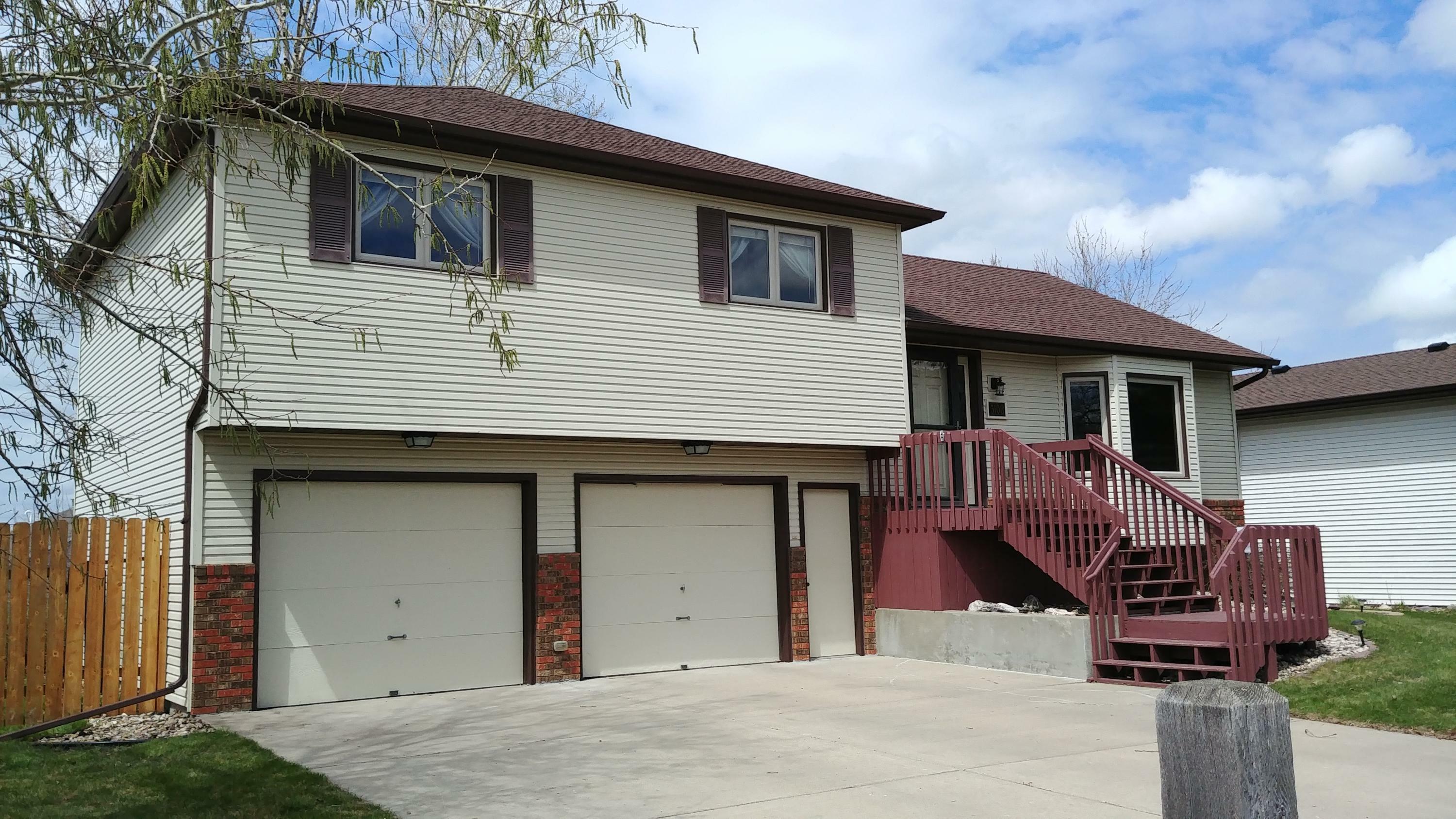 Property Photo:  3108 Homestead Drive  ND 58503 