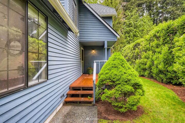 Property Photo: 23822 35th Avenue W WA 98036