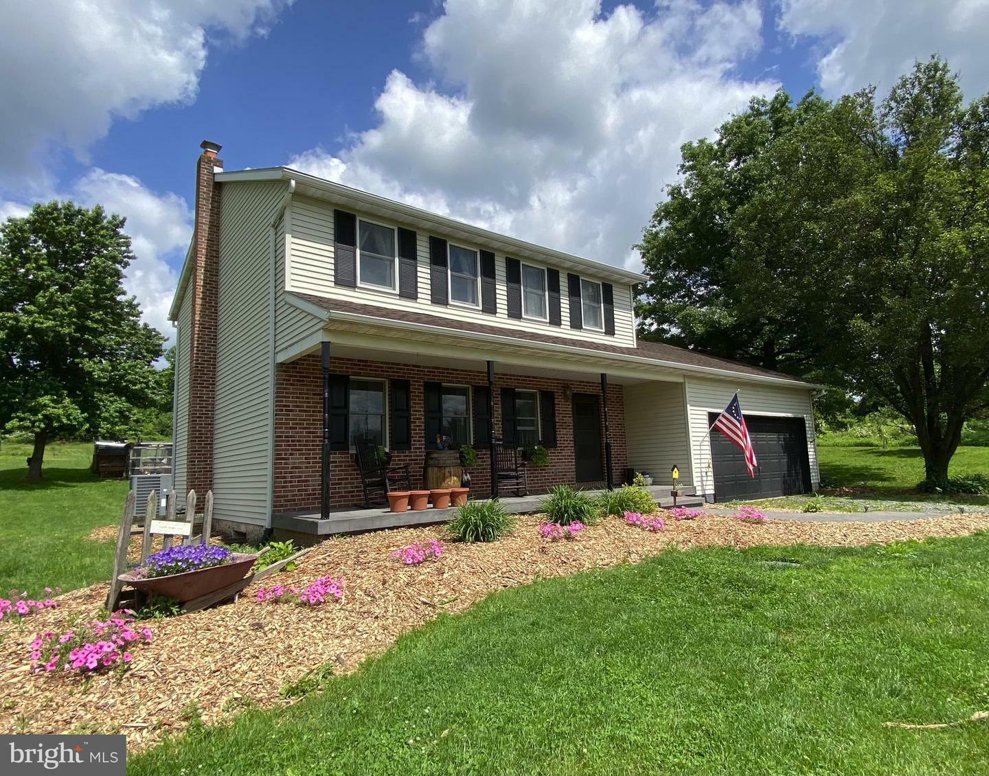 Property Photo: 512 Cedar Hill Road PA 19508