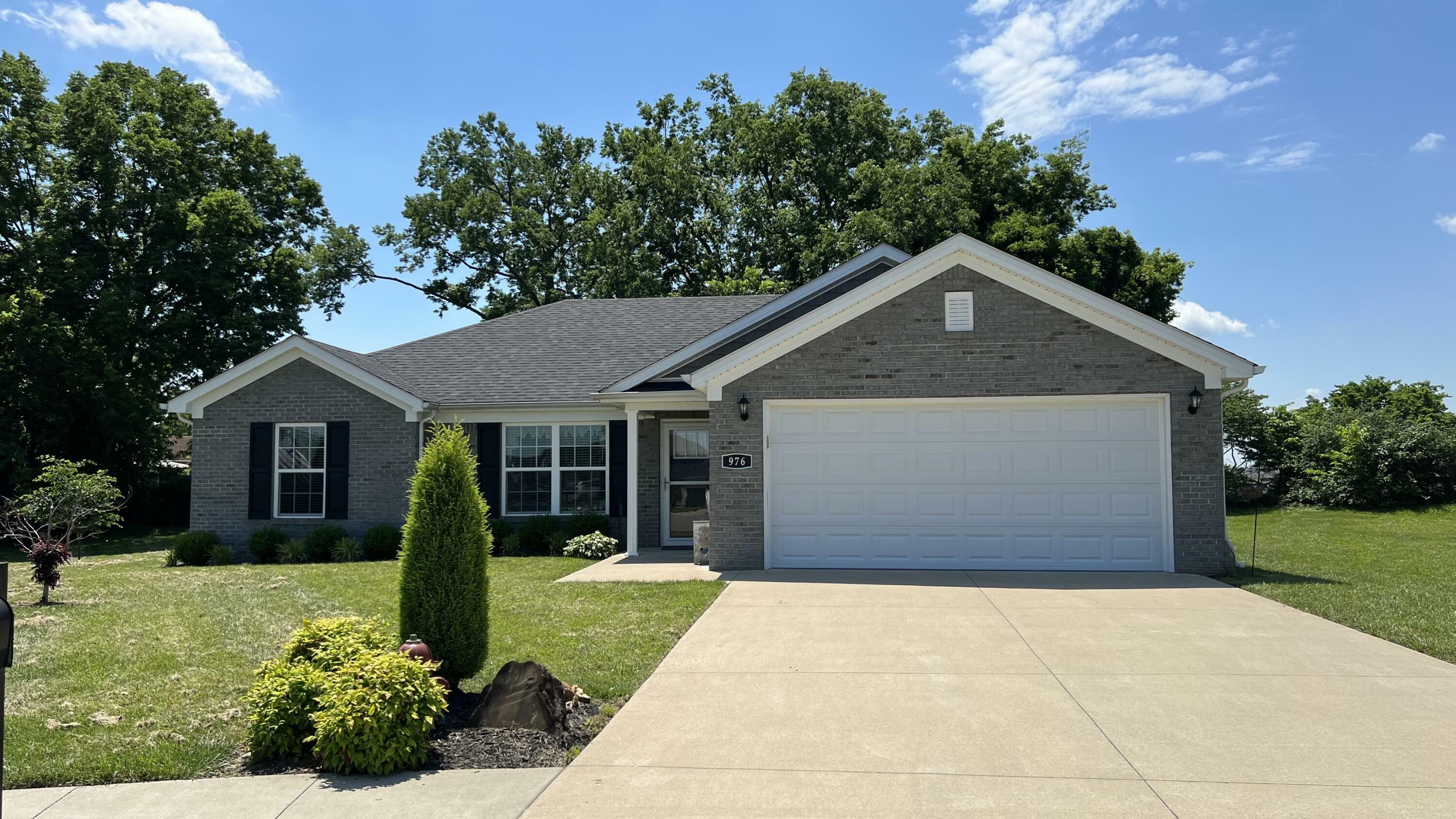 Property Photo: 976 Auckland Avenue KY 40475