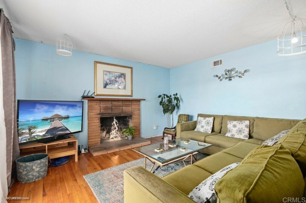 Property Photo:  2220 Lyndine Street  CA 91945 