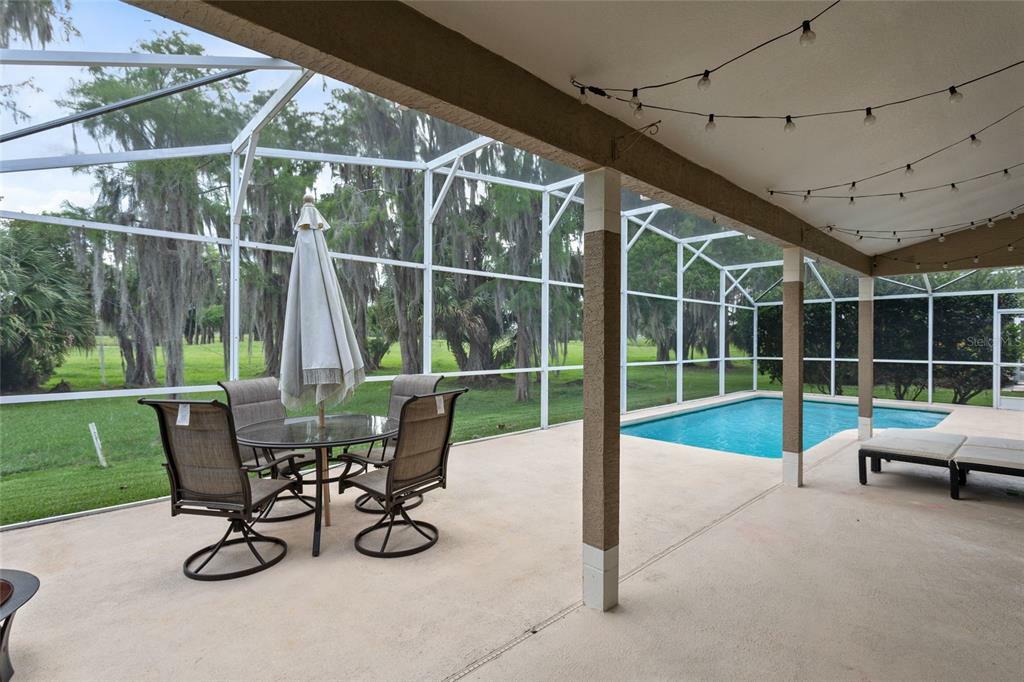 Property Photo:  2803 Runyon Circle  FL 32837 