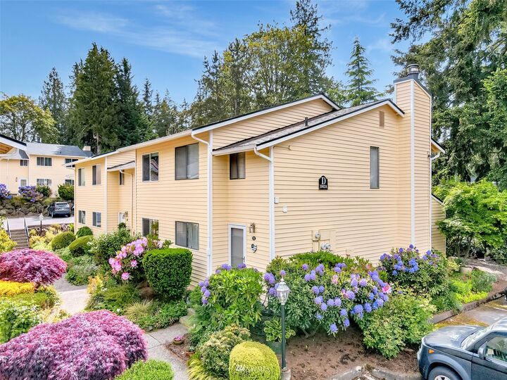 10024 NE 120th Street D2  Kirkland WA 98034 photo