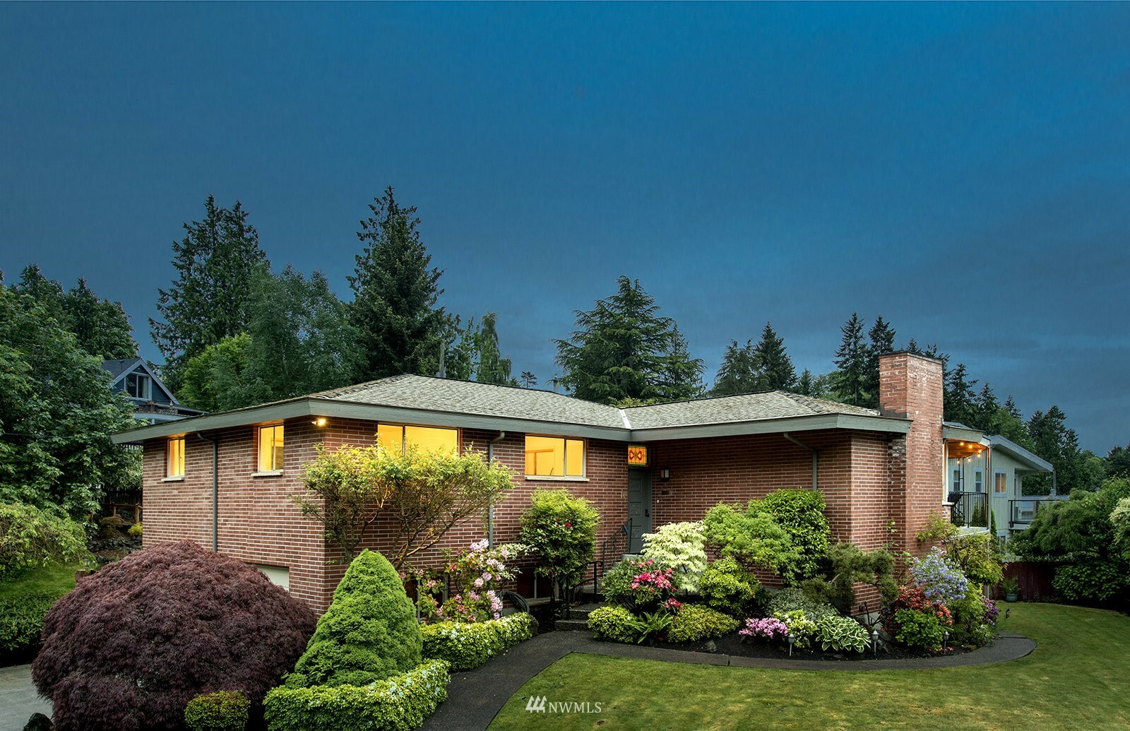 Property Photo:  4705 SW Holly Street  WA 98136 