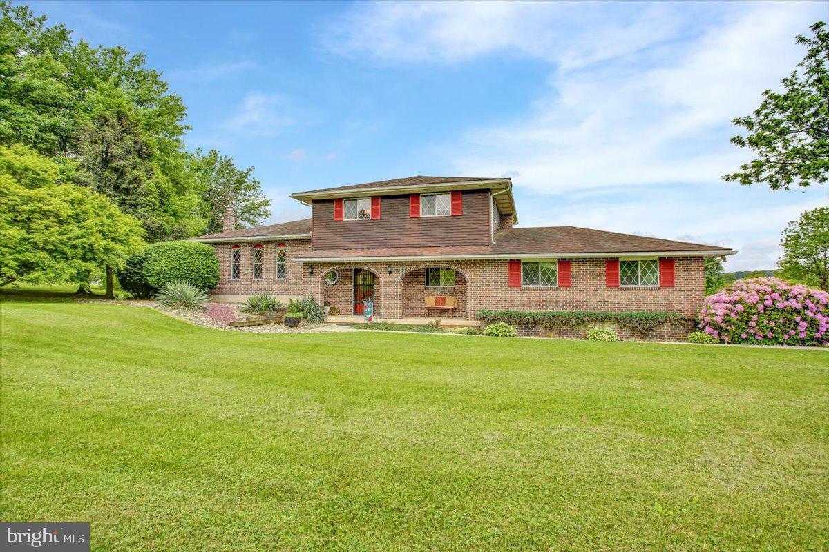 Property Photo: 316 Hard Hill Road PA 19526