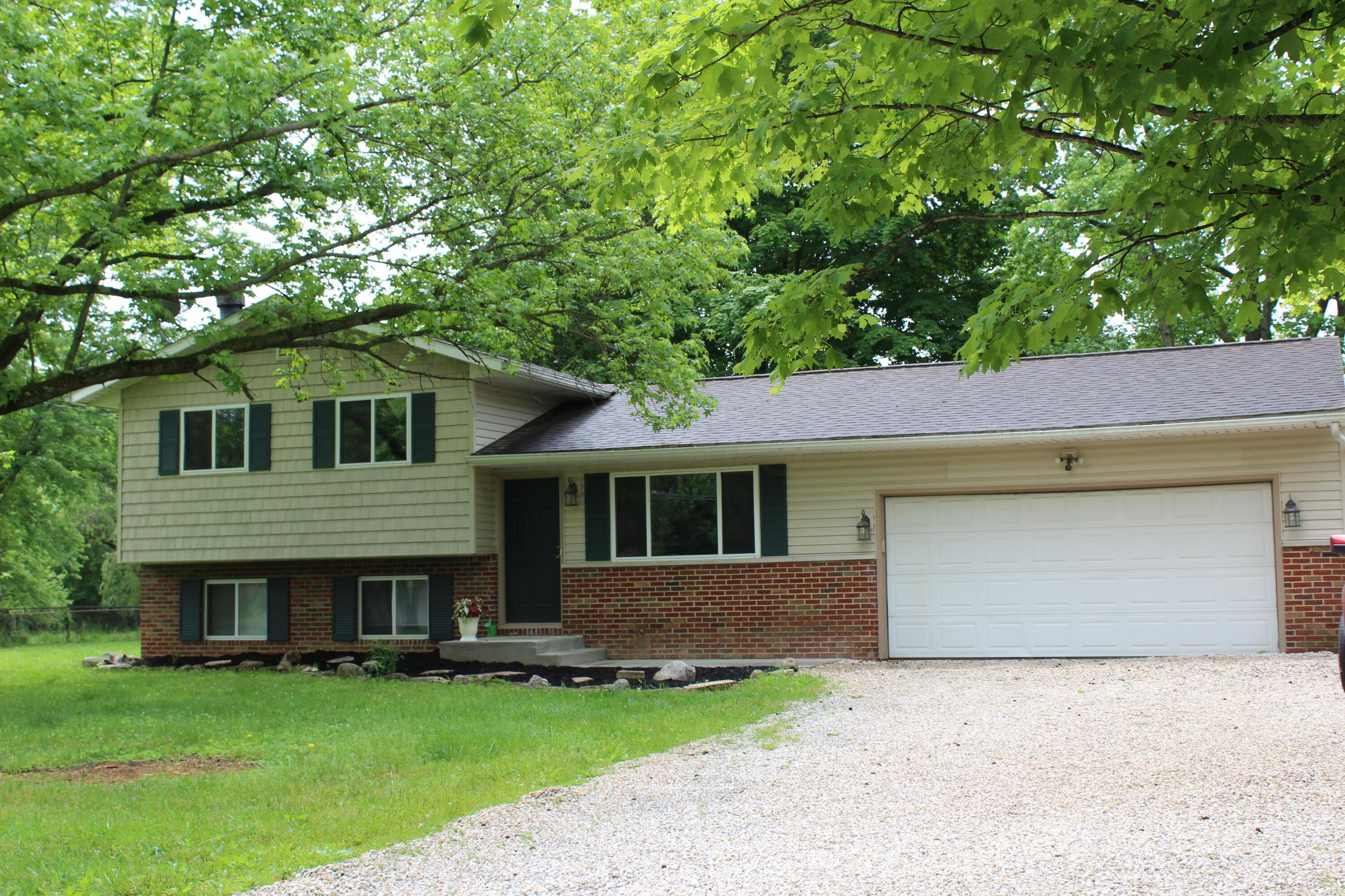 Property Photo: 8007 Morse Road OH 43054