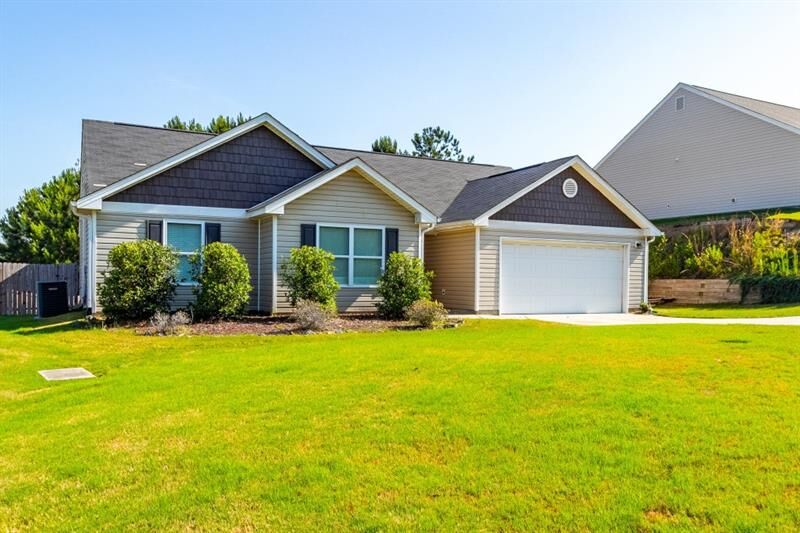 Property Photo: 1853 Jessica Way GA 30680