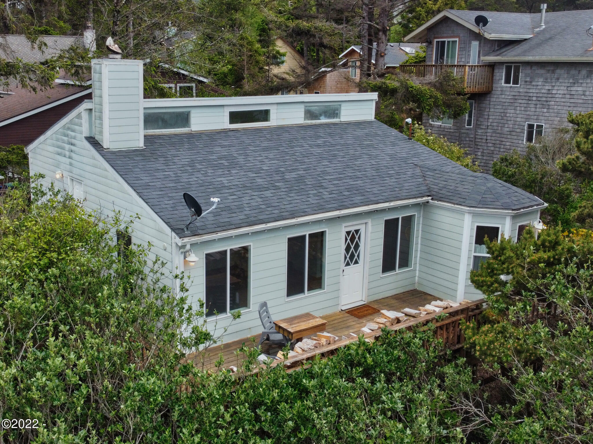 Property Photo: 3510 Evergreen Avenue OR 97341