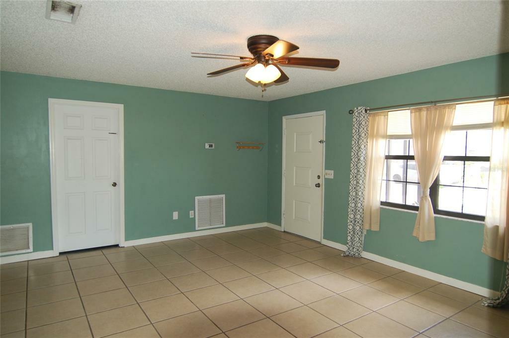 Property Photo: 1439 Woffington Avenue FL 32725