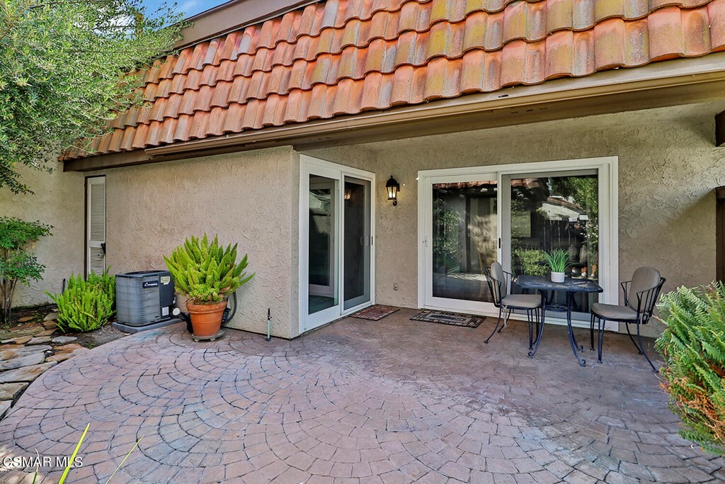 Property Photo:  2846 Lakeridge Lane  CA 91361 