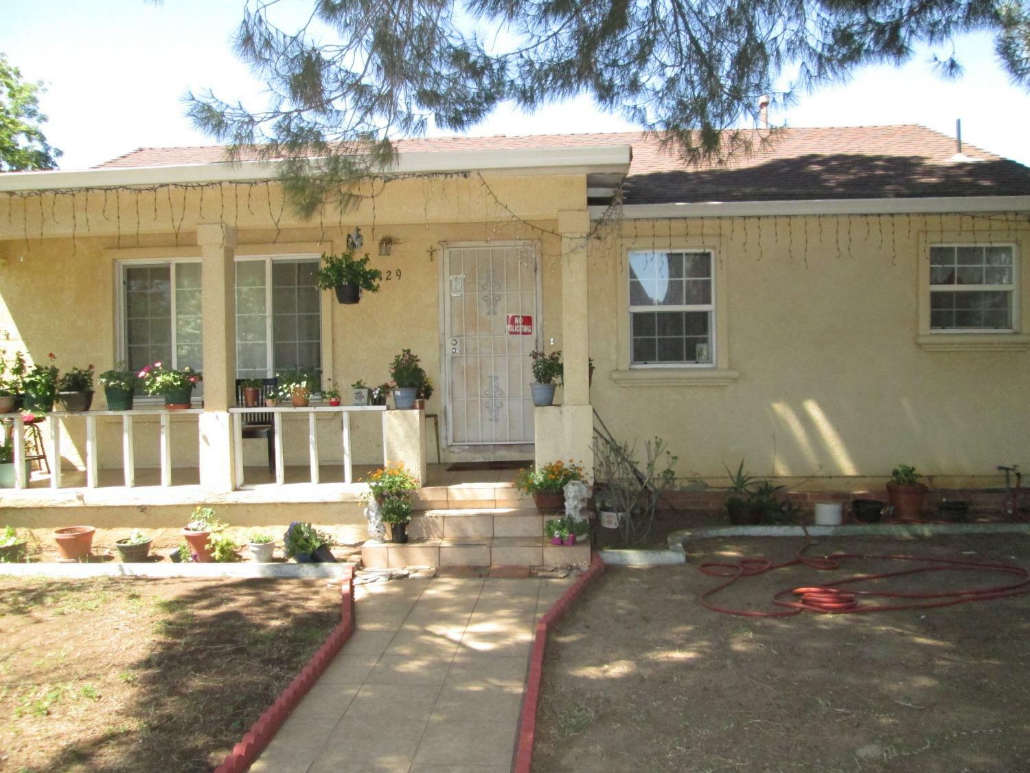 Property Photo:  4129 12th Avenue  CA 95817 