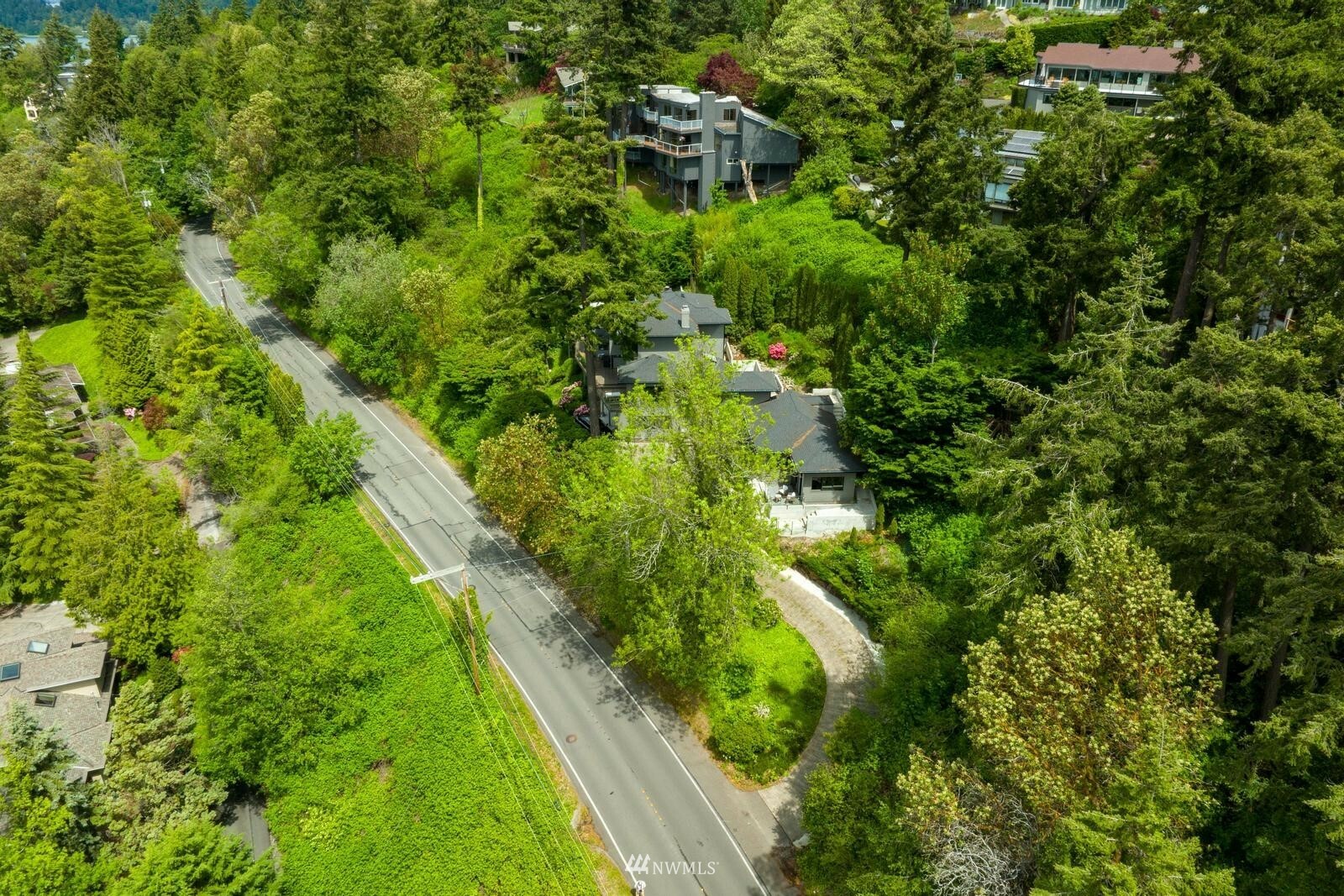 Property Photo:  7820 W Mercer Way  WA 98040 