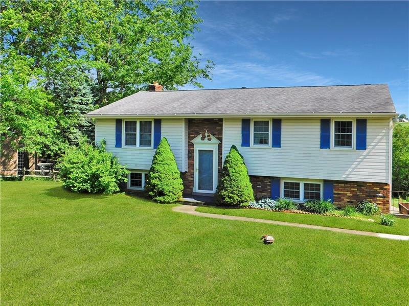 Property Photo: 55 Blue Jay Dr PA 15301