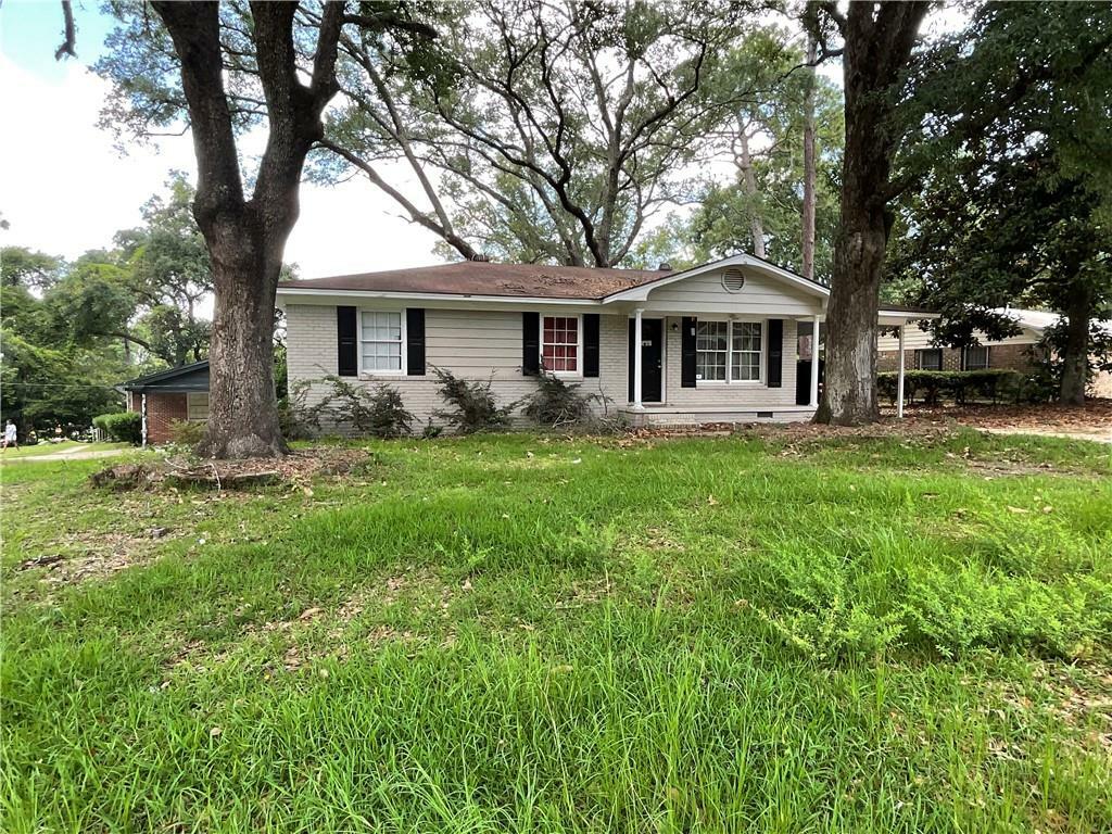 Property Photo: 4156 La Rose Drive AL 36609